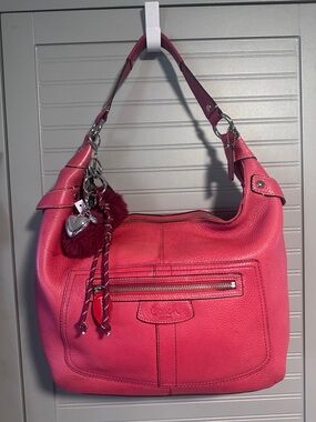 Coach Vintage Penelope Large Red/Pink Leather Hobo Bag EUC MSRP: $348.00